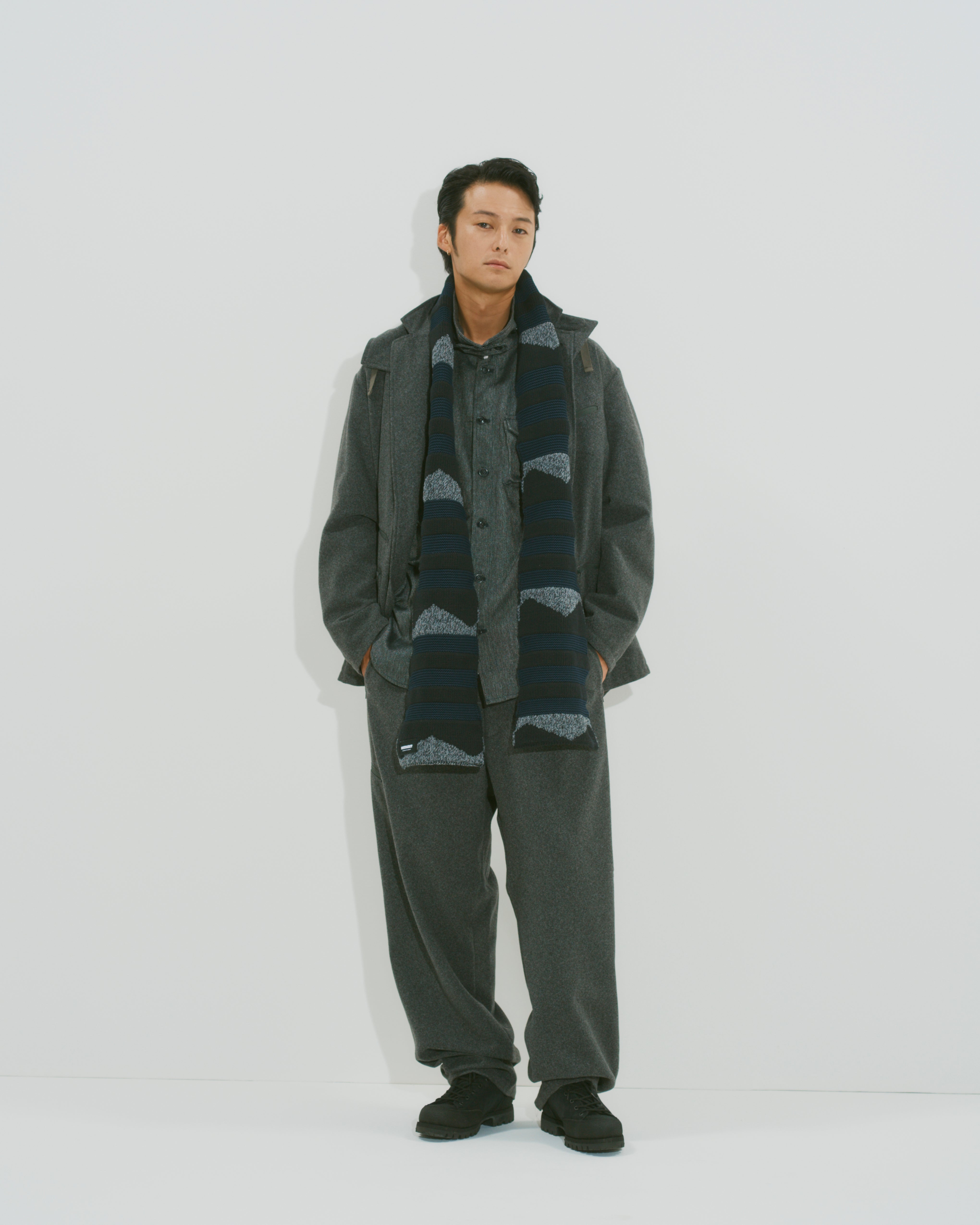 KNIT SCARF