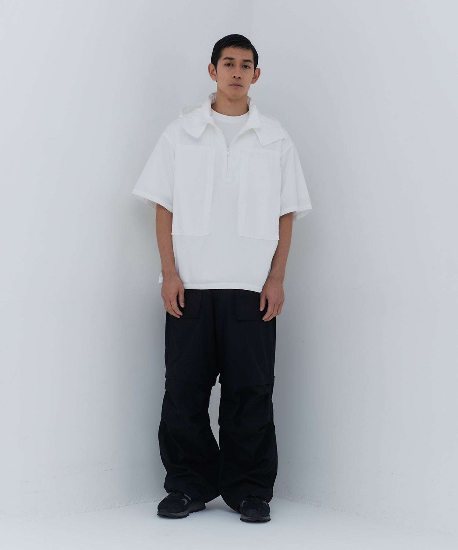 HALF ZIP HOODED SHIRT