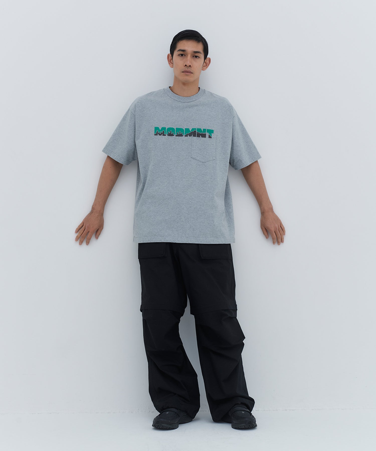 MODMNT LOGO TEE