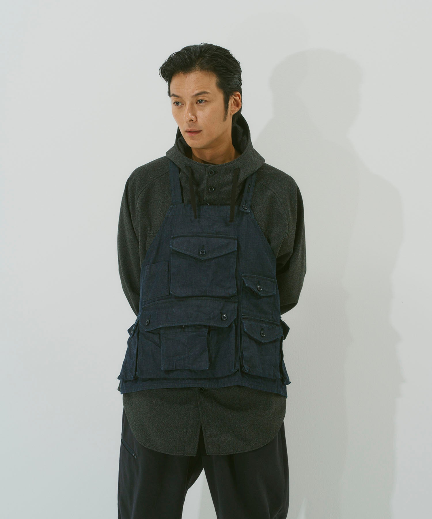 ANGLER CHEST APRON