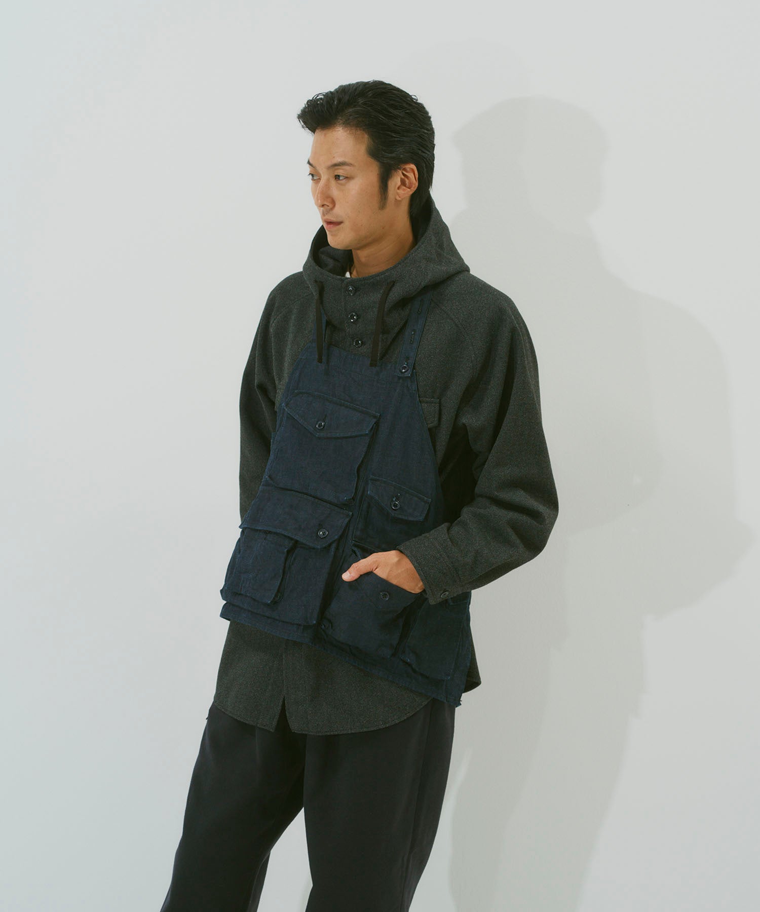 ANGLER CHEST APRON
