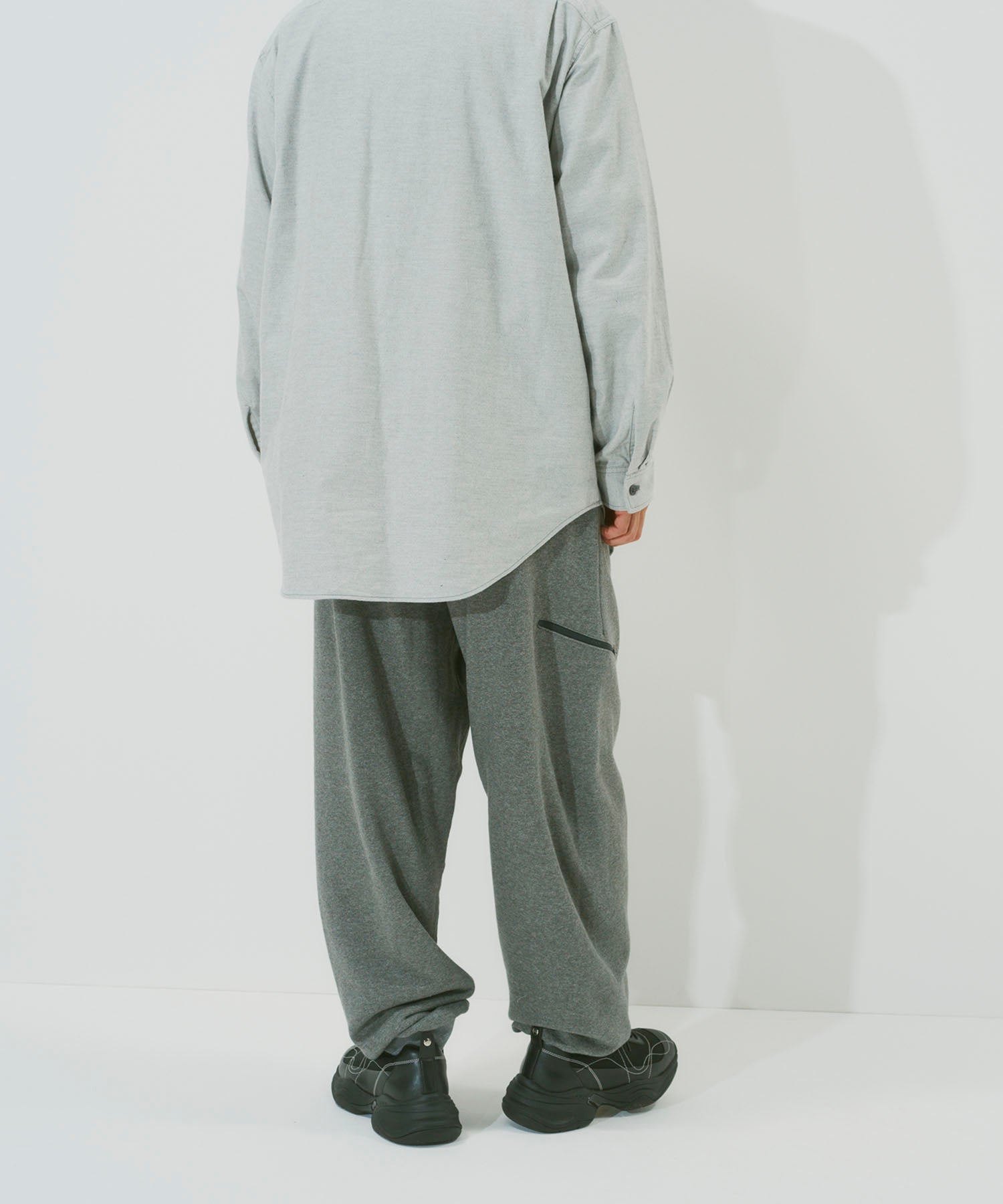 着用モデル：メンズ 182cm ／ 着用サイズ：L