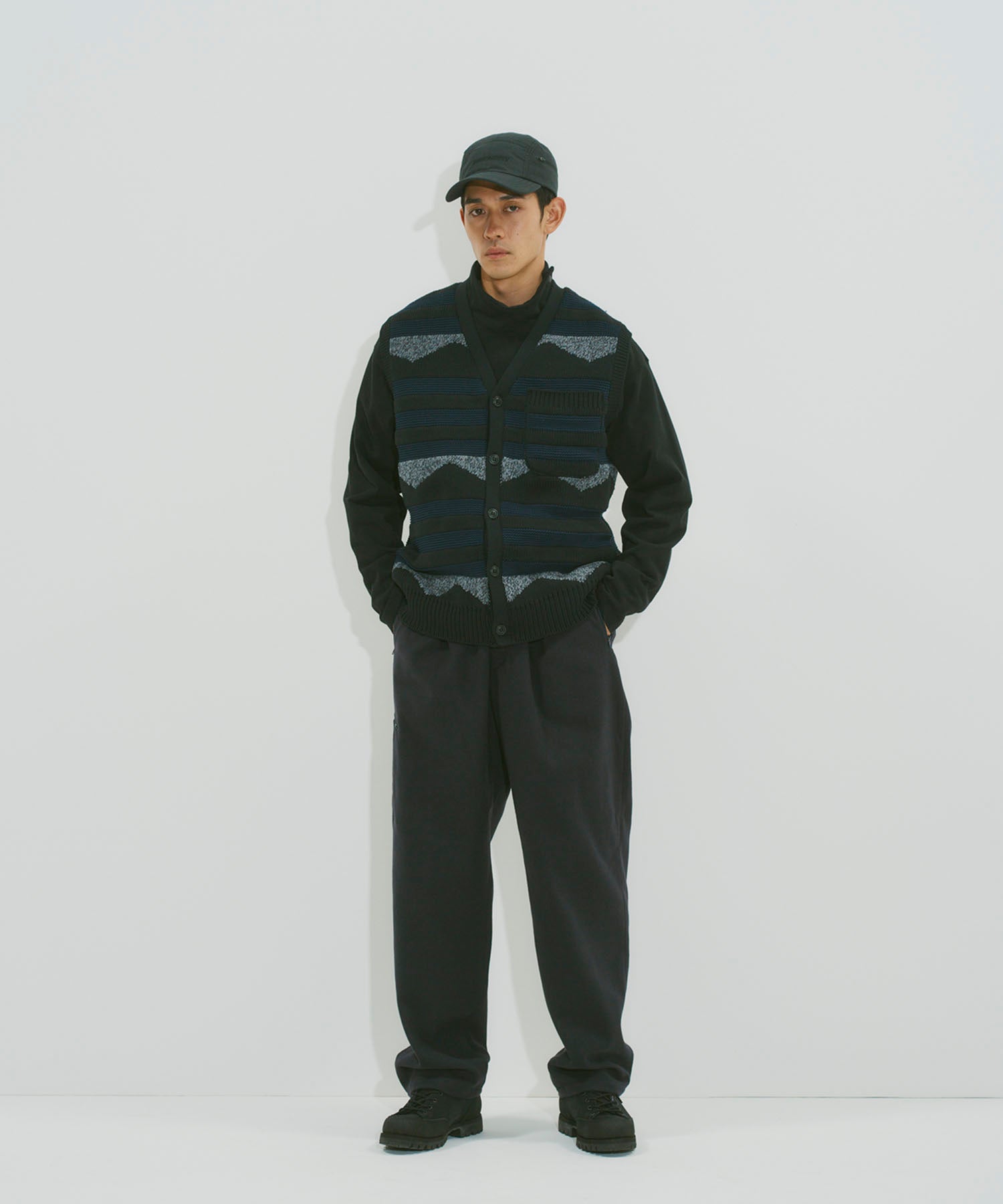 OVERSIZED VEST