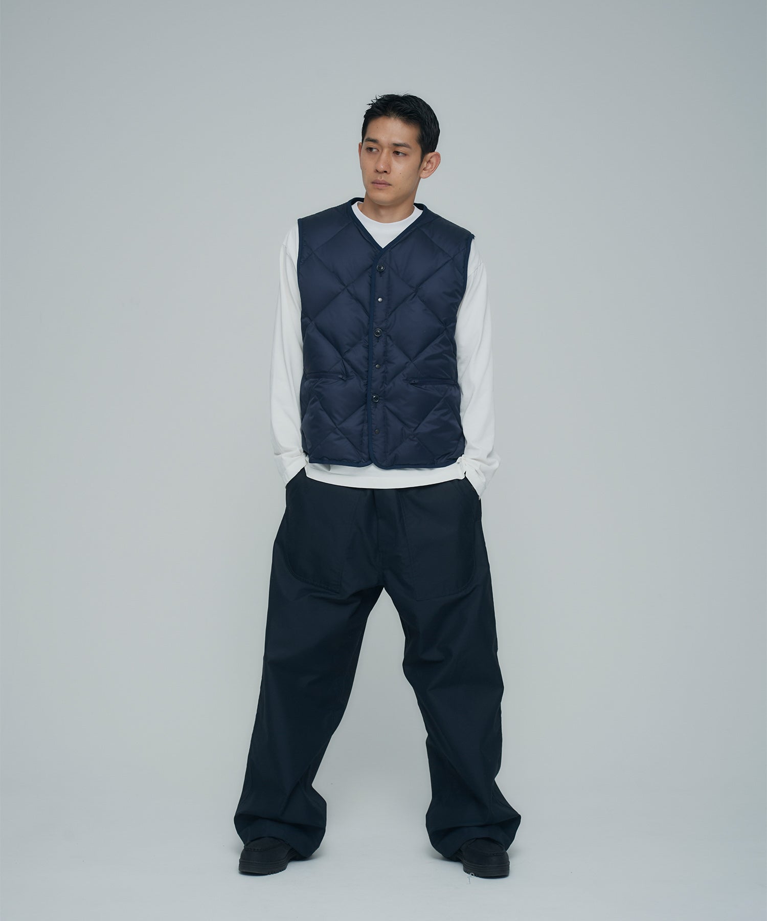 LINER DOWN VEST