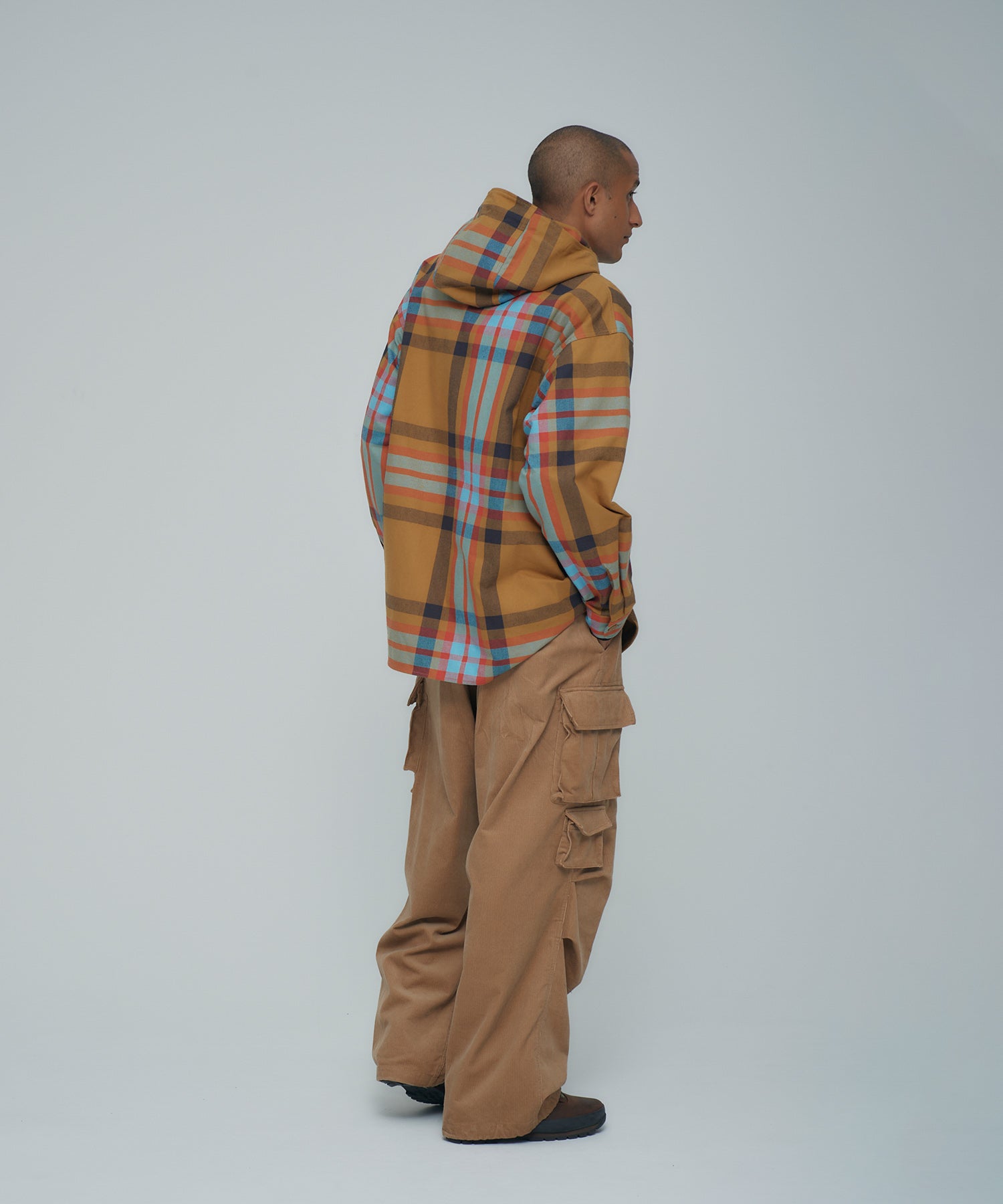 HOODED SHIRT