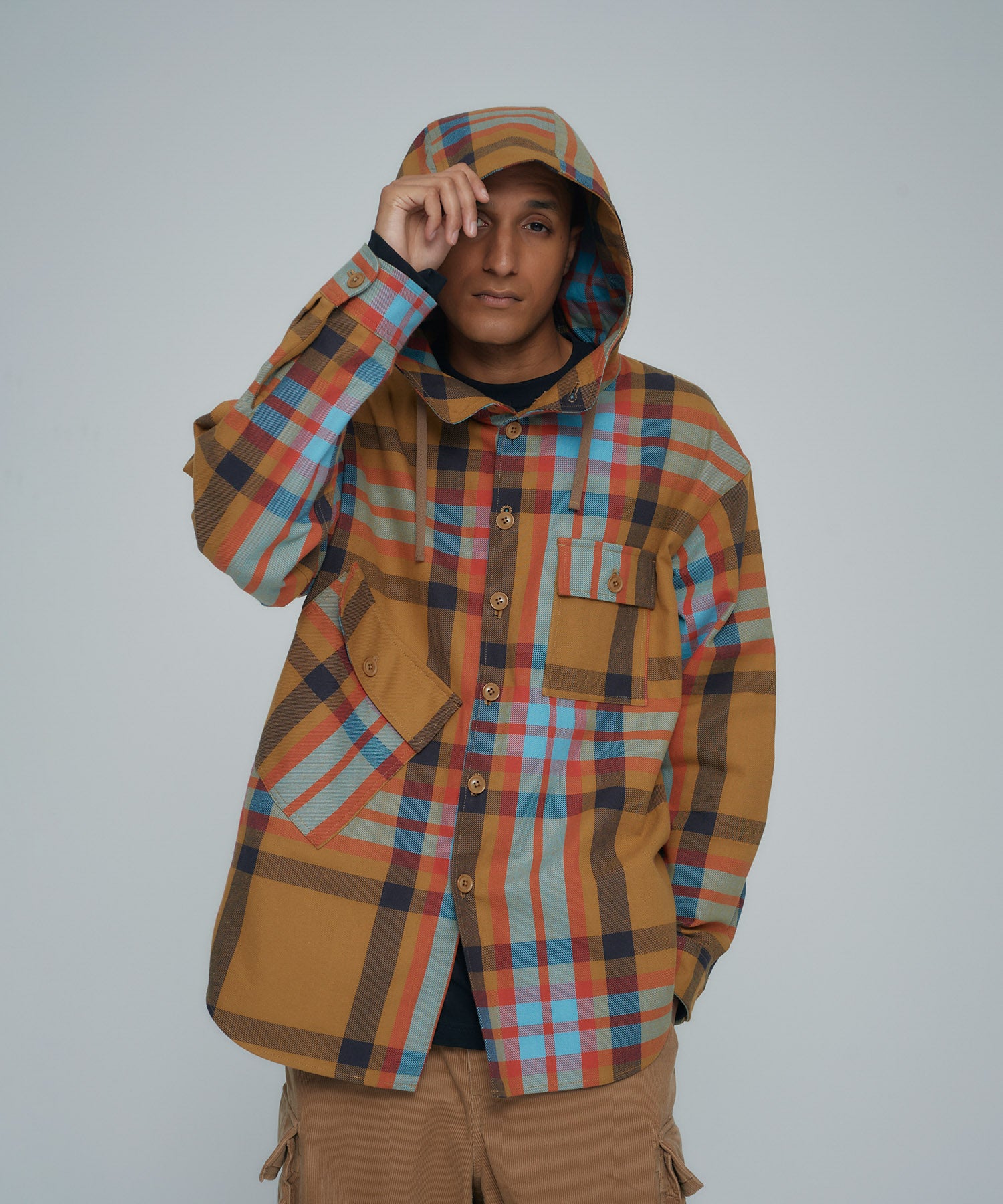 HOODED SHIRT